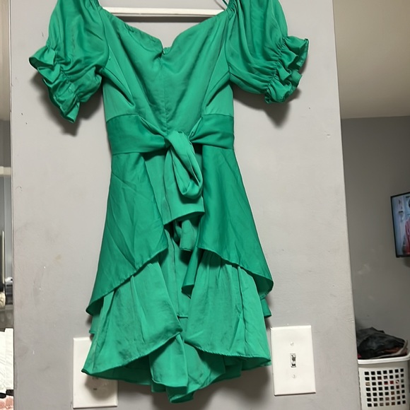 Lilly’s Kloset - Picture 2 of 3